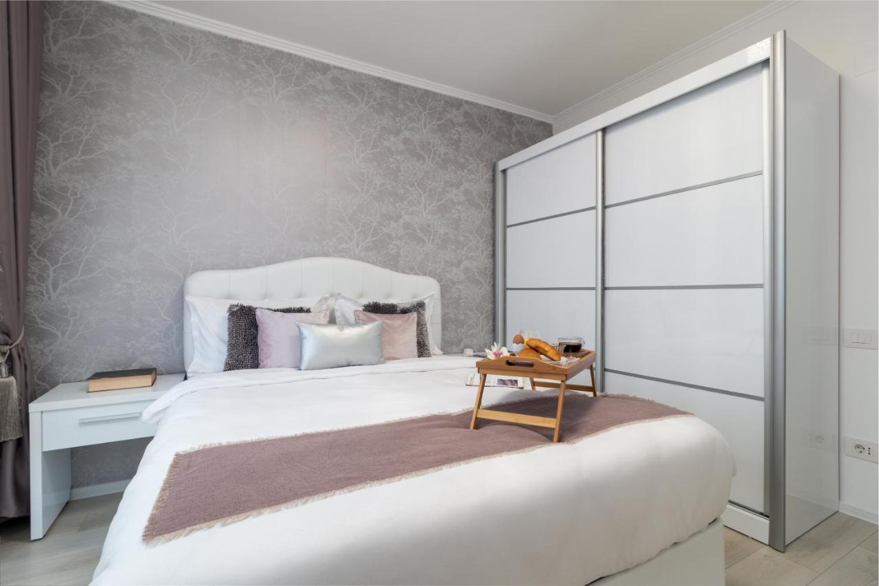 Premier Apartment Luceafarul オラデア エクステリア 写真